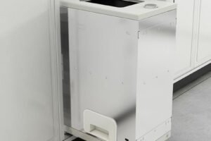 Hình ảnh thực tế thùng gạo gắn cánh ray âm cao cấp BossEU BS300GC