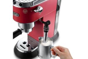 Máy pha cafe thủ công DeLonghi EC685.R Dedica Style