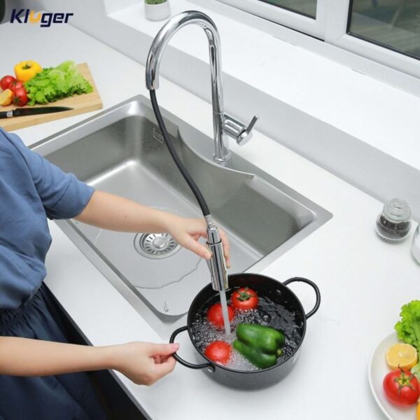 hinh anh voi rua bat nong lanh kluger klf0003c co day rut